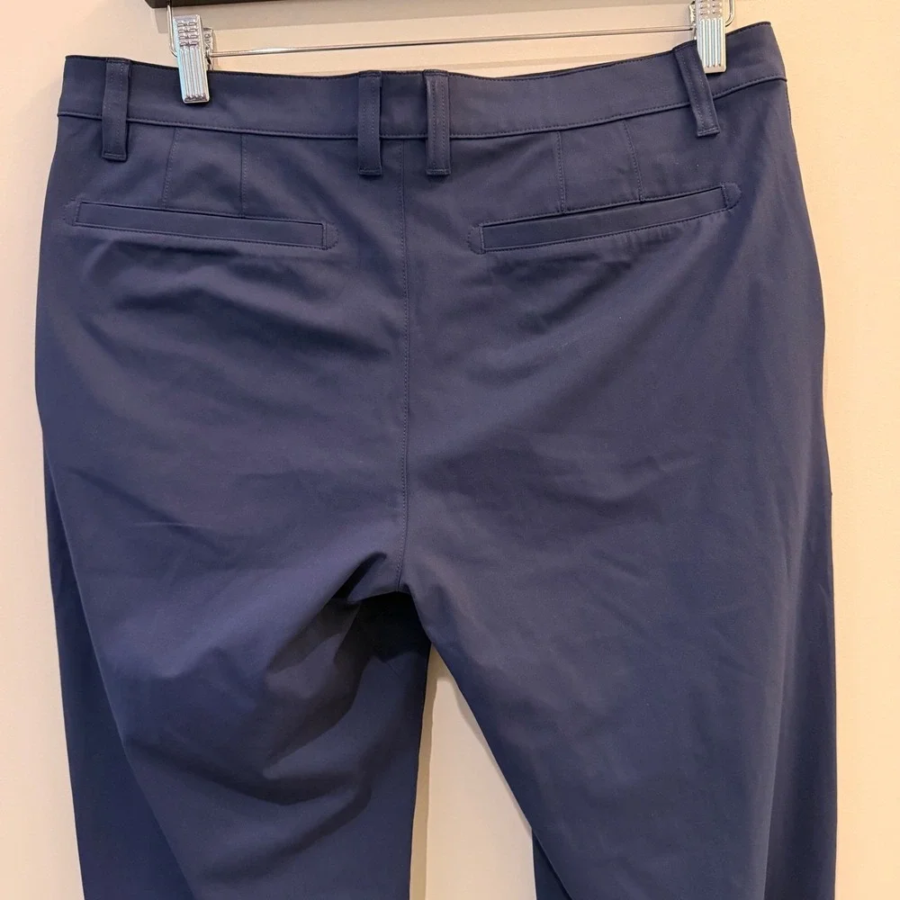 Quince ProTech Golf Pants Wavecrest Performance UPF50‎ Travel Navy 33x32 NWOT
